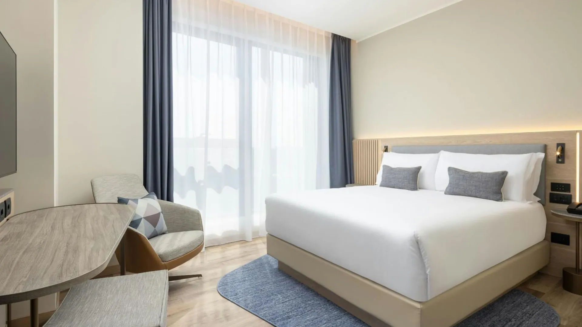Courtyard By Marriott Milano Linate Hotel