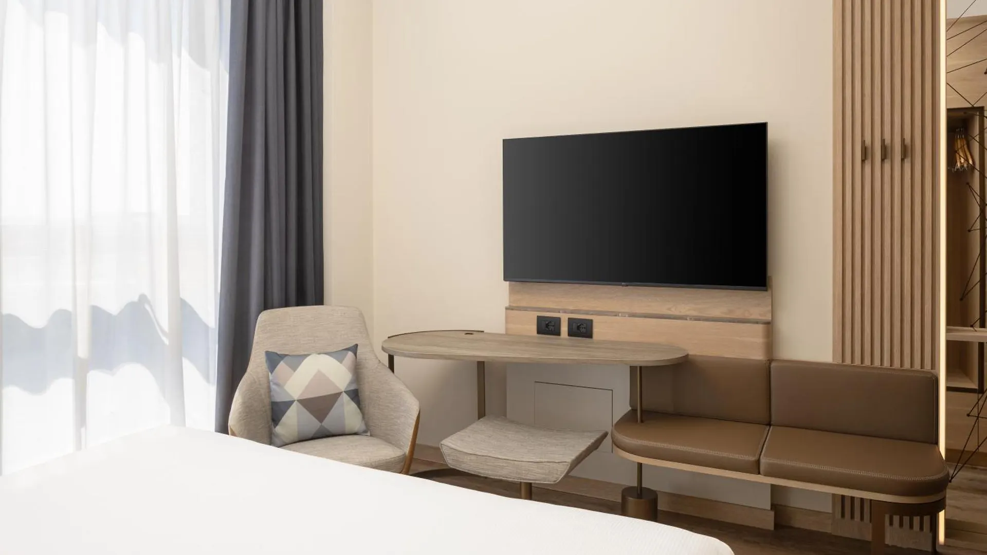 Courtyard By Marriott Milano Linate Hotel
