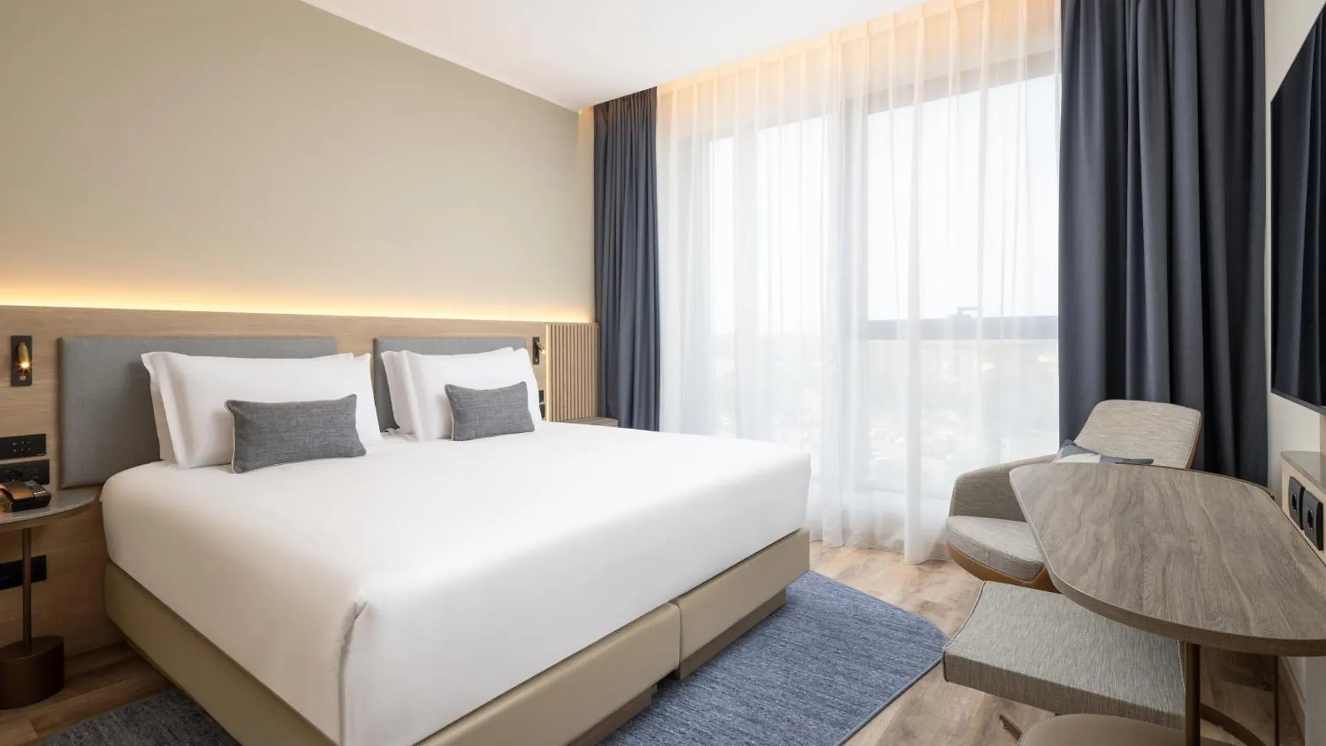 Courtyard By Marriott Milano Linate Hotel
