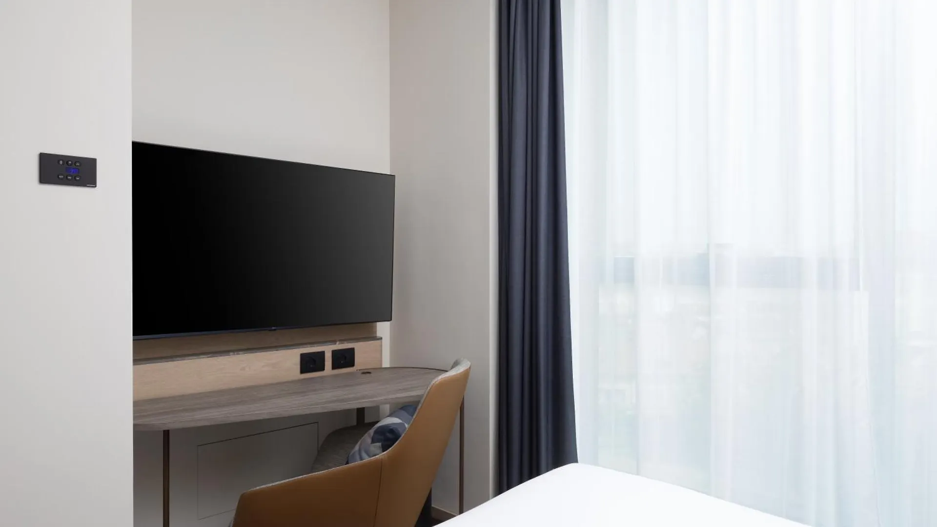 Courtyard By Marriott Milano Linate Hotel