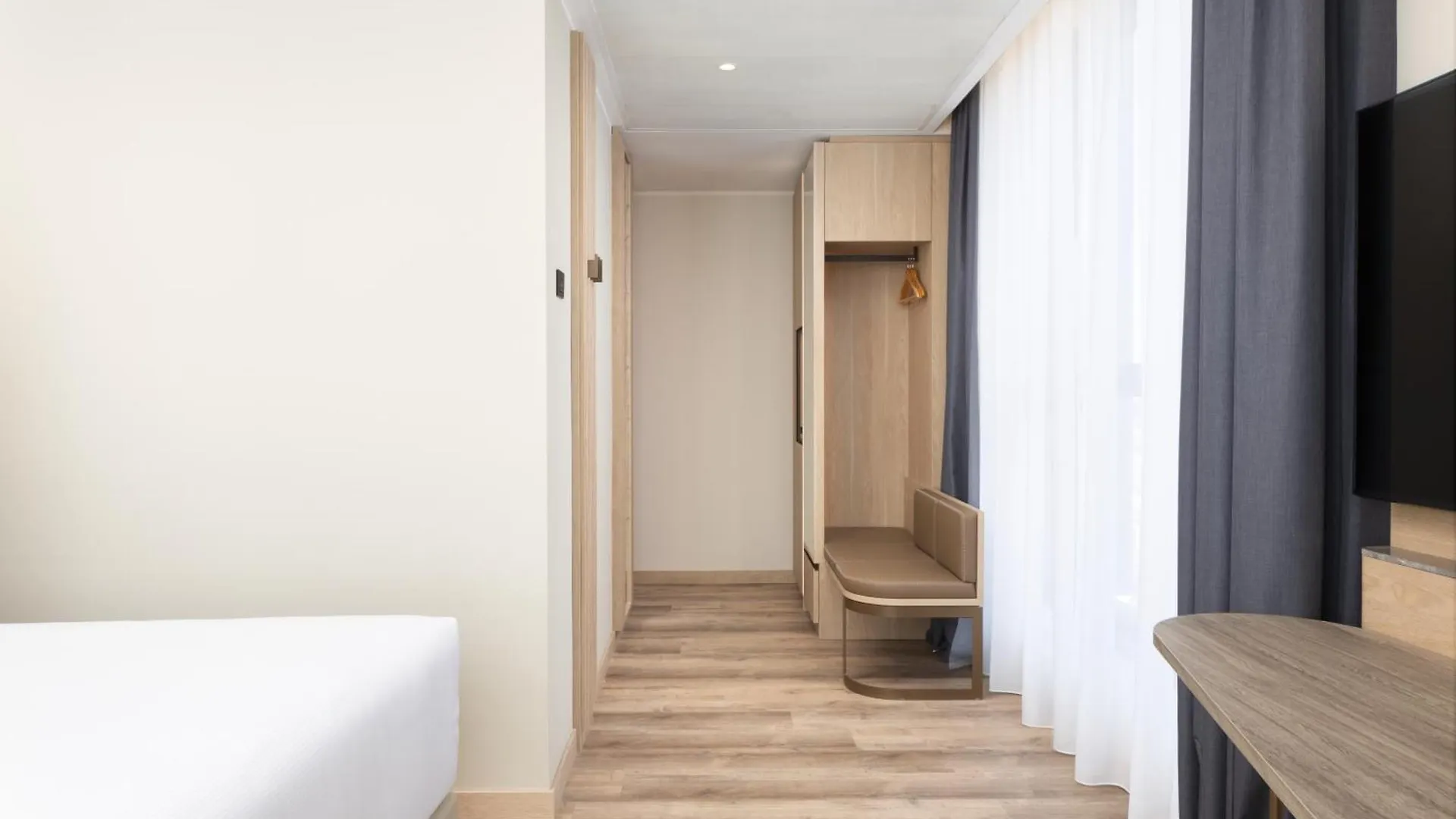 Courtyard By Marriott Milano Linate Ξενοδοχείο